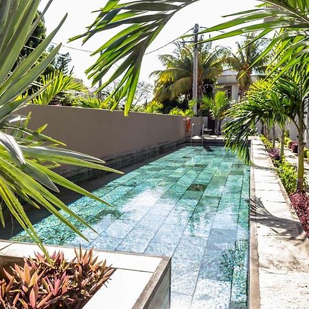 2 Bedroom Flat 15 Mins Walk From Flic En Flac Beach Exterior photo